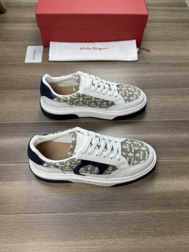 Ferragamo 菲拉格慕 实价 -高端品质 原单 -鞋面：纳帕小牛皮、品牌图腾帆布布匹、鞋身车缝品牌logo -内里：品牌帆布，垫脚；水染牛皮 -大底：橡胶