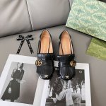 橙子出厂价 GUCCI 古驰 早春新款 流苏粗跟单鞋 浅口乐福鞋 跟高：5CM 码数：35-39 可定制40.41.42