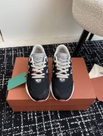 代购级 Loro Piana New Balance合作款正式发布 邂逅一场工艺热情 LP正式推出限量New Balance合款 990v6运动鞋 力与美相得益