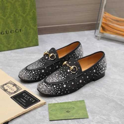 2025专柜同步春夏新款烫钻系列+皮面压花系列乐福鞋Gucci 25S春夏新品双G钻链扣后带凉鞋高跟Guccⅰ 经典女鞋:原版一比一开发，精心调制的鞋楦，面料采