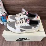 顶级Air Jordan -1 Low白棕倒勾钩 Travis Scott × Air Jordan 1 High Og Ts Sp倒钩 外侧的倒钩非常具有辩识