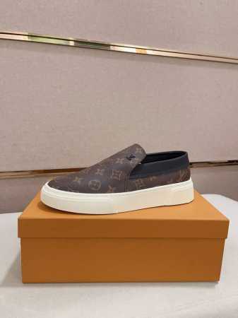 工厂价 Louis Vuitton 路易威登 Lv 顶级新款专柜同步发售，鞋面意大利进口头层牛皮，全进口羊皮内里，完全1比1复刻，鞋底：原厂特供原版底，独家活动 - 点击图像关闭