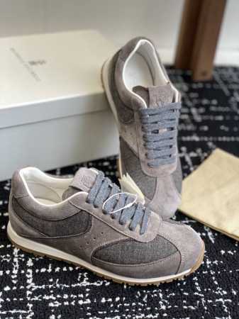 代购级 Brunello Cucinelli 25ss最新 Bc 系带 德训鞋 休闲鞋 阿甘鞋鞋面进口麂皮 进口牛皮 内里进口羊毛 羊皮里 0.5mm圆形冲孔设 - 点击图像关闭