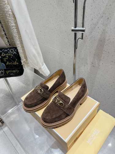 出厂 MICHAEL KORS MK秋冬最新款乐福鞋单鞋 进口头层牛皮面料牛皮内里 原版开模橡胶大底4cm跟高 码数35-41 35、41不支持退换