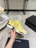 Chanel 香奈儿24S休闲运动鞋 无敌漂亮又好穿 绝对仙女款 非常轻便，内里也是超级软，超级舒服，鞋面透气设计，配色高级耐看 百搭 年度必备款 鞋面：牛皮加