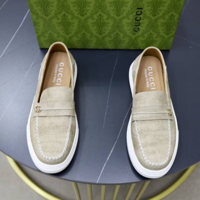 出厂价: 品牌：古奇gucci 尺码：38-44 45可定制 等级： 专柜经典款 材料： 原版软特殊皮料鞋面 舒适羊皮内里 橡胶柔软轻便大底 款式类别：商务休闲