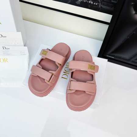 皮面玫瑰粉 310 Dior2025Act系列凉鞋震撼来袭 原版1：1拆解，楦头、格板完美复刻正品 原版开模五金，橡胶组合大底 鞋型极其舒适百搭 今夏小仙女必入 - 点击图像关闭