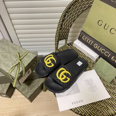 gucci 古驰春夏新款 沙滩拖鞋 平底拖鞋 一字拖 情侣款 码数 35-46