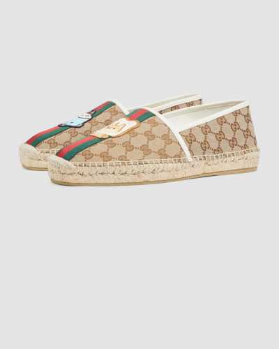 330 官网图 Gucci 古驰 23Ss新款小狗刺绣女懒人草编底单鞋帆布乐福鞋平底鞋 款式：小狗刺绣 鞋面：混合材料 流行：刺绣 跟高：低跟 小于2Cm 码数