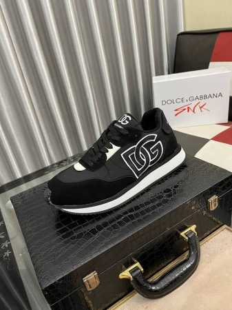 出厂价： 新品dolce&Gabbanadg高端男士运动休闲鞋。顶级专柜原单货。 原版进口牛皮 多种材质拼接设计进口牛皮内里 牛皮垫脚原版tpr弹力大底。 Si - 点击图像关闭