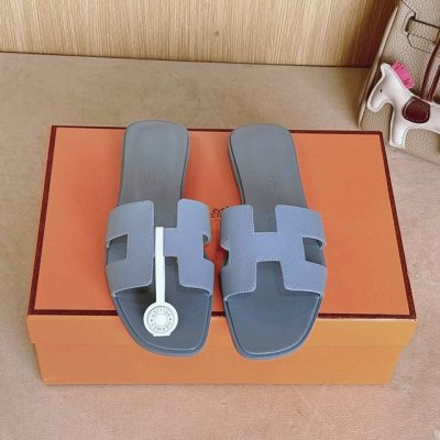 可配飞机盒50出厂价p Hermes 爱马仕H拖鞋Oran凉鞋系列 时尚又百搭 超级舒服 每个细节都做到极致 原版Epson掌纹面料 原版1:1独家私模鞋面 原