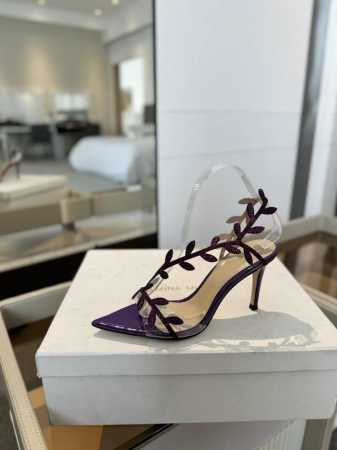 价格P： Gianvito Rossi 2025 新款拖鞋顶级版本，代购品质！施华洛奇水钻尖头高跟拖鞋，宛如从童话中走来的仙履。施华洛奇水钻璀璨耀眼，如同繁星点 - 点击图像关闭