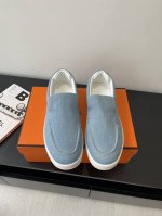 代购级 男款 Herm S 爱马仕 25Ss早春新品 Kiddy兔 一脚蹬休闲运动鞋 板鞋 饰有标志性 H 细节 设计简约流畅 超前时尚 简约高级 随意搭配 上