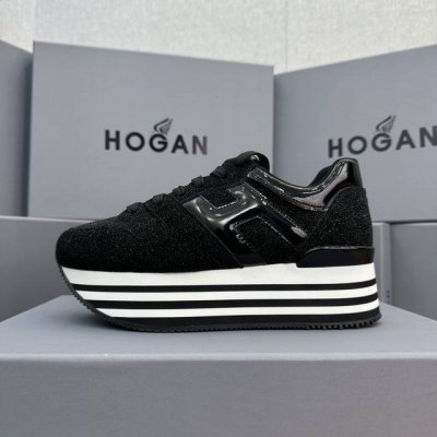 hogan 度假系列新款顶级版现货发售 松糕厚底顶级版 都市新潮休闲风 各明星 博主推荐 时尚百搭风格百变！原版楦型 原版大底一比一为你打造 值得推荐！ 鞋面采