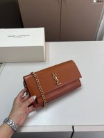 Ysl圣罗兰手机包 放plus完全没问题 D-21尺寸21×10折叠盒