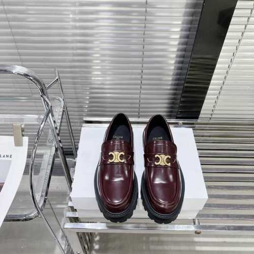 Celine 赛琳23Ss 春夏最新爆款 乐福鞋 这一季的赛琳真的是开了挂、太有特色了 今年必须要入手一双Celine乐福鞋 ，复古风经典款 超级百搭 简单大气