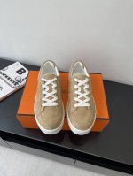 代购级 男款 Herm S 爱马仕 25Ss早春新品 Kiddy兔系带休闲运动鞋 板鞋 饰有标志性 H 细节 设计简约流畅 超前时尚 简约高级 随意搭配 上脚非