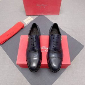 Ferragamo 菲拉格慕男士皮鞋顶级代购原单货、原版进口牛皮 进口羊皮内里羊皮垫脚、原版大底！Size：38-44 编号0117