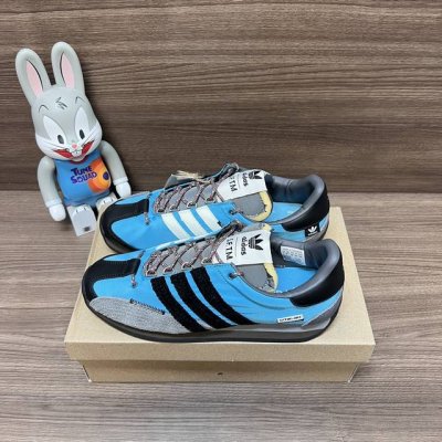 Song For The Mute X Adidas Originals Shadowturf 低帮休闲板鞋男款蓝色。 编号:Id3545 包装:全套得物配件加