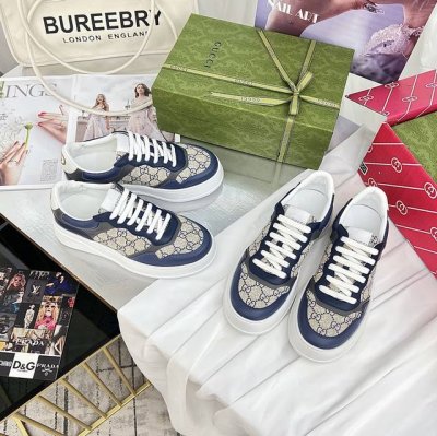 gucci 全新Chunky 轻便软厚底运动系列！ G家情侣款饼干鞋，古驰专柜同步款，古奇走秀款！ 款式设计轻奢复古 厚底增高 相似于经典小白鞋的升级版！ 原版