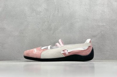 puma Speedcat 舒适百搭 低帮 芭蕾鞋 #朴彩英 Rose 同款 酷感拉满 低帮设计超显脚踝纤细 上脚轻盈又舒适 不管日常出街还是运动都适配 防滑耐
