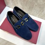 原单品质 品牌：Ferragamo 菲拉格慕 标准码：男码38 44 45可以定做 等级：官网同款 高品质男鞋 材料：定制头层小牛皮 搭配水染牛皮内里 牛皮踮脚