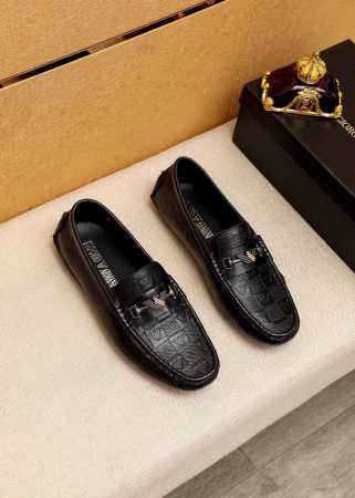 商品商标：Armani 阿玛尼 豆豆鞋 正码码数 38-44 商品材料：精选 进口头层小牛皮压花鞋面+奢华五金扣，进口羊皮内里。强烈立体视觉效果，原版橡胶大底 - 点击图像关闭