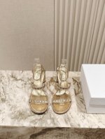 早春新款烫钻凉鞋 专柜新款缤纷拖鞋全系列顶级上新 鞋面 原版定制小羊皮烫钻 内里 透气柔软全羊皮内里 大底 原版开模真皮大底 鞋码: 35-40 跟高 8.5C