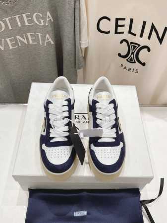 高版本出厂 prada 普拉达 25ss新款系带厚底小白鞋休闲运动鞋这款运动鞋延续经久不衰的轮廓，是新款经典单品采用小牛 精心制作， 提升格调 款式轻盈，四季皆 - 点击图像关闭