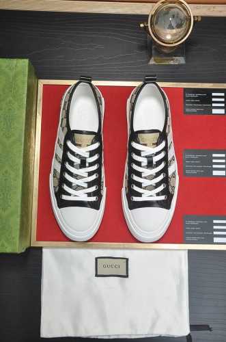 出厂价 Gucci 古奇 官网1:1运动男鞋火爆上市，采用原版布料+水染羊皮内里，再加官网原版1:1舒适大底。时尚百搭，着脚超舒适、透气。标准鞋码38 45 4