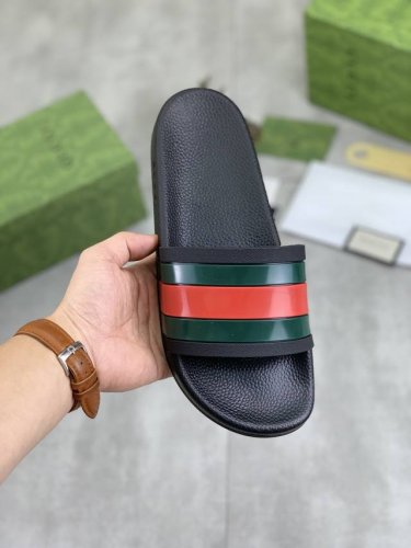 工厂价 实价 Gucci 古奇情侣新款休闲拖鞋，原版官网1:1、完美做工 透射出一种尊贵奢华，于古奇高端超凡工艺中升华其奢侈定义。原版古奇双g组合大底，码数：3