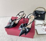 代购版 valentino华伦天奴 25年新款 Vt尖头蝴蝶结高跟凉鞋 跟高:8Cm size 35-39订做40.41.42不退不换