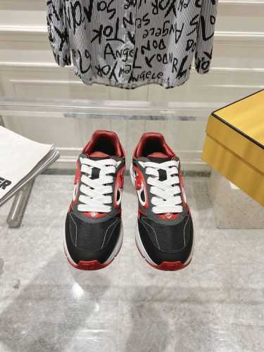 出厂 FENDI 情侣款FORWARD2025新款运动鞋 整双鞋子采购Zp开发打造，全部定制材料，独家开模大底，细节全部对版出货，连包装也做到跟正品一样。码数:
