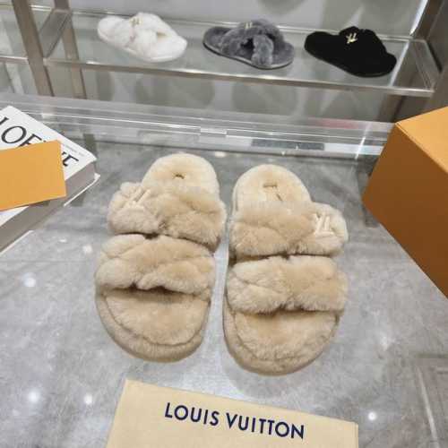 LV 最新版面new arrival ～毛毛鞋半拖毛拖 winterbreak comfert 平底拖鞋 LV 金属字母扣 室内外穿着皆宜。纯羊羔毛材质，鞋面受
