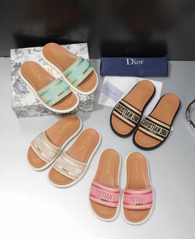 Dior迪奥平底一字拖鞋 草糖鞋面电绣编织 刺绣字母 内里垫脚羊皮 Tpu大底 码数 35-42