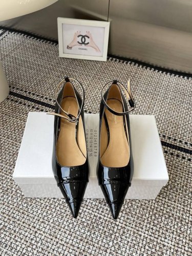Maison Martin Margiela Mm6 马吉拉25Ss新款 仙女风高跟鞋 原版购入 所有的材质都与原版一致！ 可甜可咸 上脚超级舒服 好看时尚 鞋