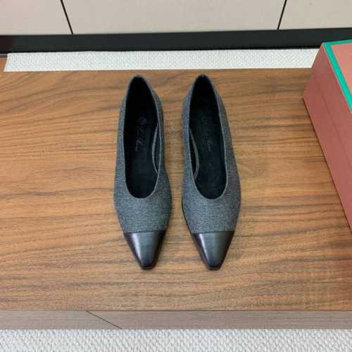 Loro piana 拼色单鞋 极简主义风格 属于非常耐看的款式 高级百搭之王 鞋面定制材料拼牛皮 进口真皮大底 码数 35-41 40 41定制不退换 批