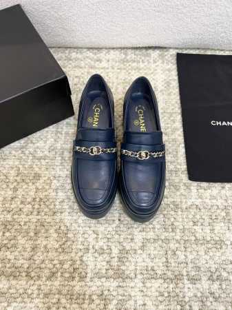 CHANEL 香奈儿 25早春新款厚底女鞋，怎么搭配都好看，时髦精必备！搭配展现与众不同的穿搭风格、白由混搭闪耀到位，跟紧香奶奶时尚步伐！上脚整体非常好看舒服的 - 点击图像关闭
