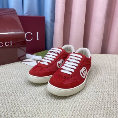 24SS春夏新品当季爆款 Gucci复古G74德训鞋 刘宪华同款 满满的复古感，七彩撞色 白皮 =全粒面进口小牛+进口混种羊皮 白色 =白色特殊棉网+进口高丝光