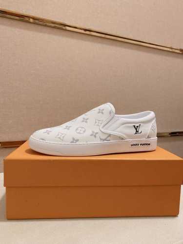工厂价 Louis Vuitton 路易威登 Lv 顶级新款专柜同步发售，鞋面意大利进口原单面料配头层牛皮，全进口羊皮内里，完全1比1复刻，鞋底 原厂特供原版底