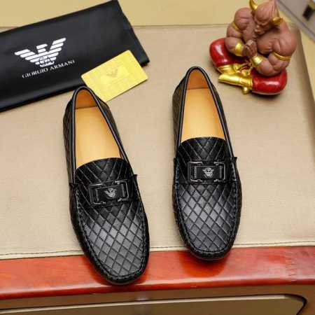 工厂P价 阿玛尼 Armani 新款休闲豆豆鞋、专柜一比一制作 优质做工，原单品质、进口牛皮鞋面皮内里原版橡胶大底、｛高品质看得见｝欧洲站高端大牌男鞋 码数：黑 - 点击图像关闭