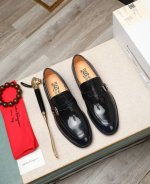 出厂价p 水染牛里 菲拉格慕 高端 Salvatore Ferragamo 是国际顶级的鞋类奢侈品牌 来自时尚王国意大利 以传统手工设计和款式新颖誉满全球 专柜