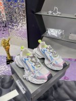 工厂p价p： 情侣款Balenciaga 巴黎世家九代23Ss最新爆款3Xl Sneaker系列 情侣款 休闲 老爹鞋 运动鞋 整体鞋型汲取了Balenciag