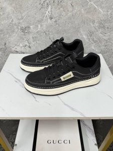 Gucci-古奇 官网同步 专柜品质 欧洲走秀款 鞋面进口原版牛皮面料 简而不凡 奢而不华 此款演绎着恰到好处 真皮内里 羊皮内里 特供大底 尺码 Size :