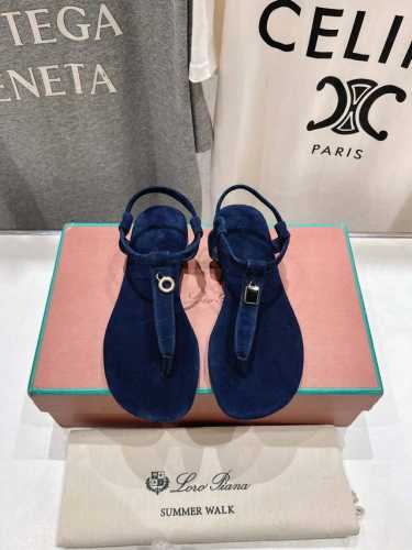 高版本出厂 Loro Piana* Lp 诺悠翩雅2025Ss夏季新款夹脚凉鞋 市场顶级品质 极简高级大方～高级而舒适的气息～ 夏天当然就得美美哒～ 上脚柔软舒