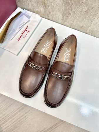 原版真皮大底 品牌：Ferragamo 菲拉格慕 标准码：男码38–44 45定做 等级：官网同款 顶级原单 材料：原版顶级牛皮 胎牛皮内里 原版真皮大底 款式 - 点击图像关闭