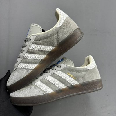 档口现货 公司级 鞋面双拼色 羚羊内训 德训 低帮板鞋 adidas Gazelle Indoor Trainers 羚羊内训系列低帮复古百搭休闲运动德训风板鞋