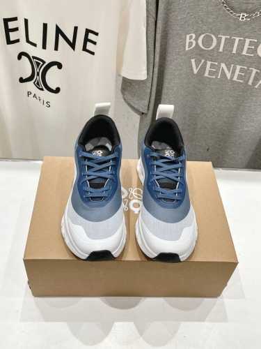 高版本出厂 情侣款 Loewe 罗意威 X On Cioudtilt2.0跑鞋情侣款罗意威 X On 昂跑全新合作系列跑步鞋 品牌与瑞士高性能运动品牌on携手打