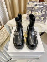 橙子出厂价 Dior 迪奥 2024秋冬新款短靴 马丁靴 酷飒有范儿的战靴 好穿又好搭 时髦单品 秋冬战靴已备好 潮流时尚 码数：35-40