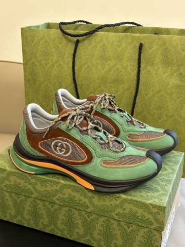 顶级版本 Gucci fw24 new arrival～ gucci run 情侣款跑鞋新品 鞋型的线条感以及不同材质和颜色的配搭，简直可以登上年度跑鞋top3